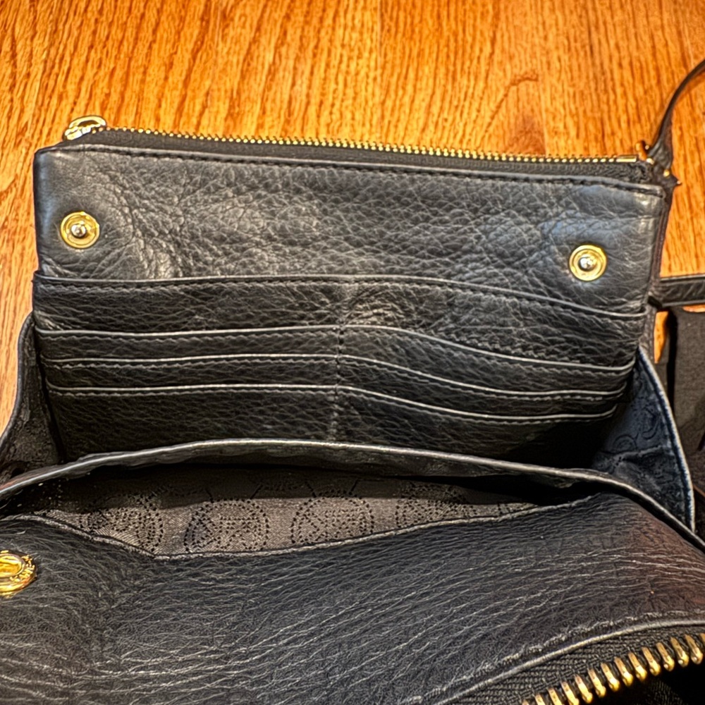 Michael Kors Y2K Black Fulton Double Zip Organizer Leather Crossbody Bag - Picture 3 of 4